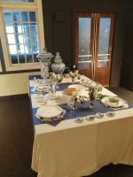 Dekorationen in der Delfter Porzellan-Manufaktur