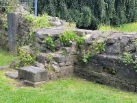 Teil der ersten Stadtmauer