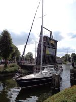 Klappbrücke am Hoogesteeg, Medemblik, Niederlande