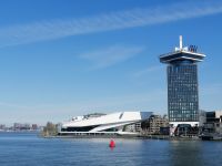 Hafen in Amsterdam: A’DAM Lookout - Aussichtsplattform Amsterdam