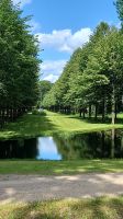 Park hinter dem Garten