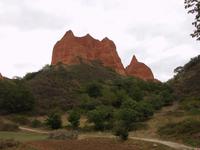 Mächtige Felsen ließen die Römer in Las Medulas zurück