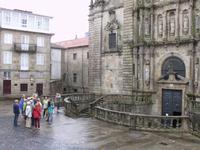 Vor der Kirche des Heiligen Martin