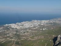 Blick von St. Hilarion nach Kyrenia