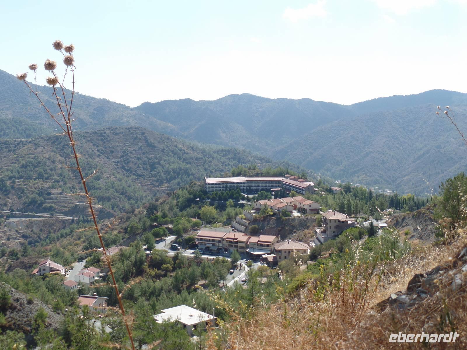 Blick auf das Hotel Rodon