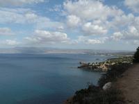 Wanderung entlang der Bucht von Latsi