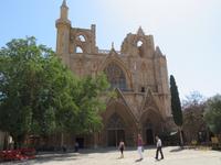 und heutige Lala-Mustafa-Pascha-Moschee in Famagusta