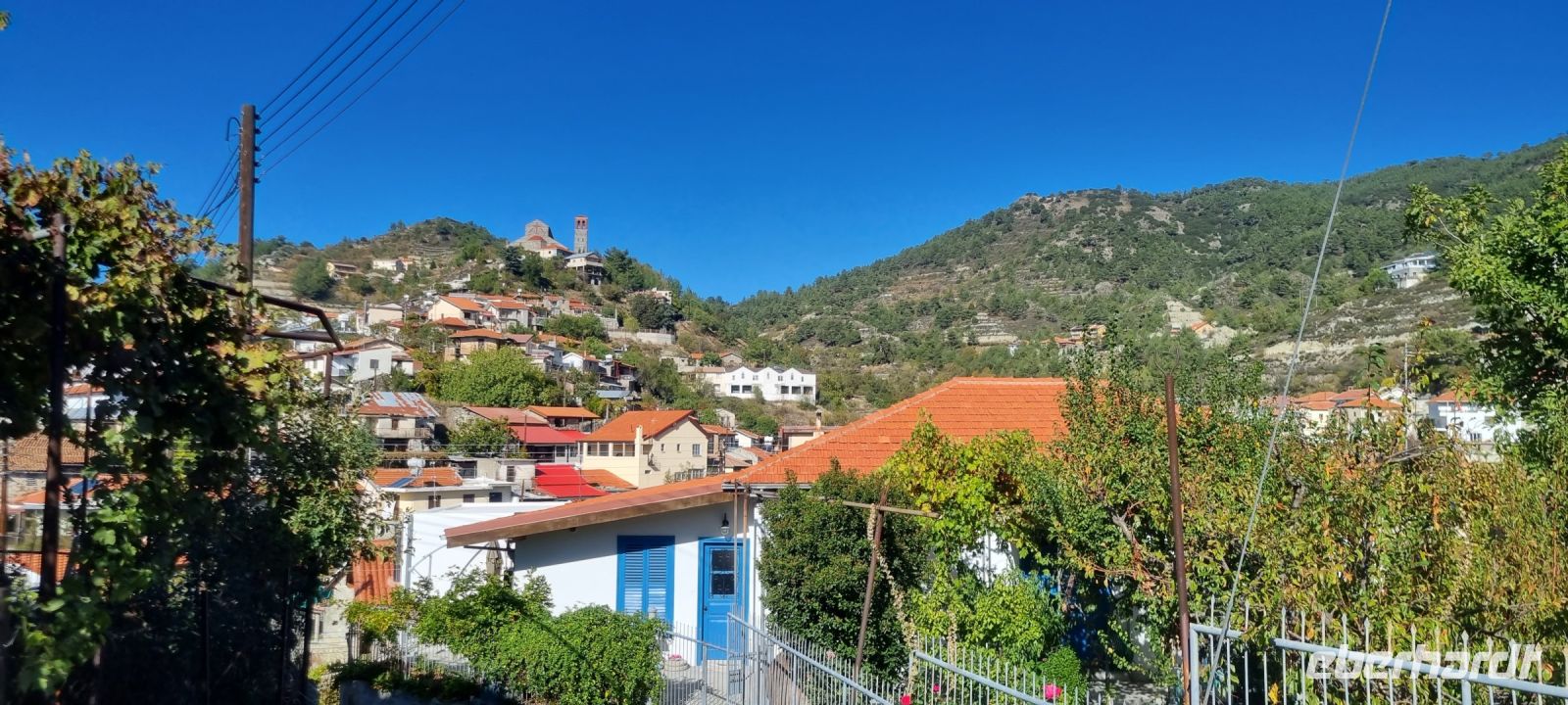Rundreise Zypern // Dorfrundgang in Kyperounta im Troodosgebirge