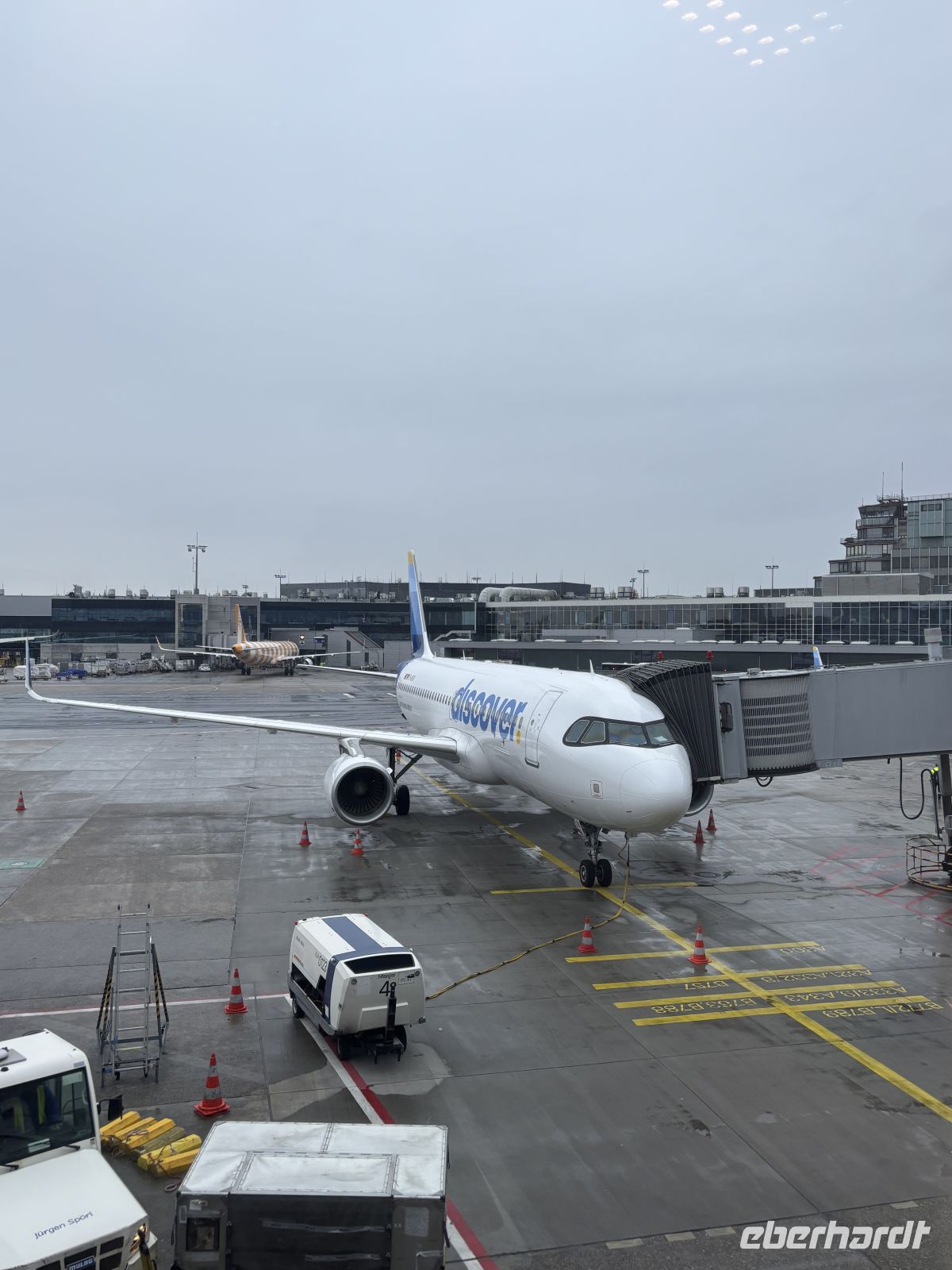 Unser Flieger nach Larnaca  &ndash; &copy;  (Eberhardt TRAVEL)