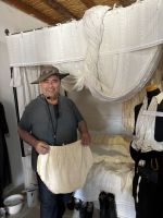 Antonis Unterhose und Kleiderschrank im Volksmuseum  &ndash; &copy; Josephin Bauer (Eberhardt TRAVEL)