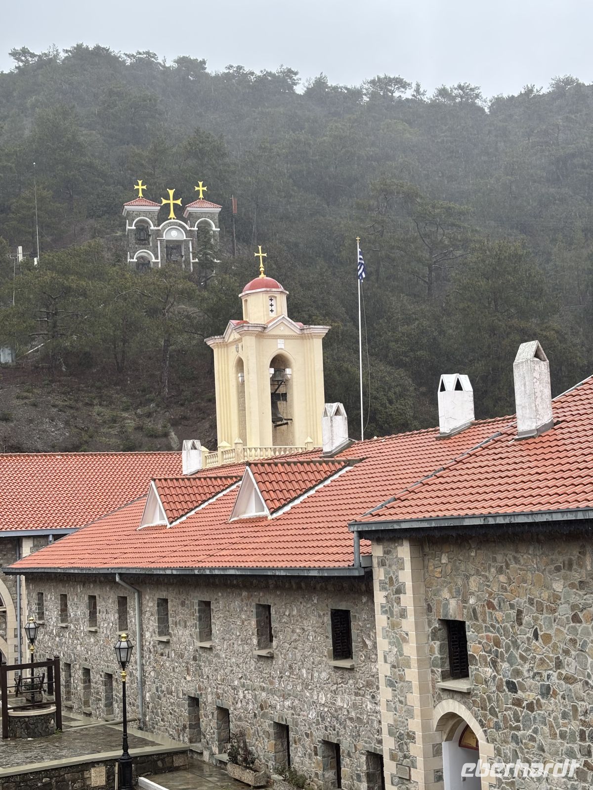 Kykkos Kloster im Troodosgebirge &ndash; &copy;  (Eberhardt TRAVEL)