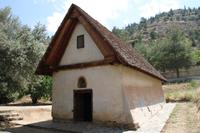 Scheunendachkirche im Trodosgebirge