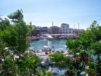 malerische hufeisenförmige Hafen von Kyrenia