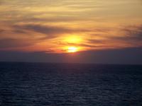 ... wir genießen den letzten Sonnenuntergang am Meer und nehmen langsam Abschied.