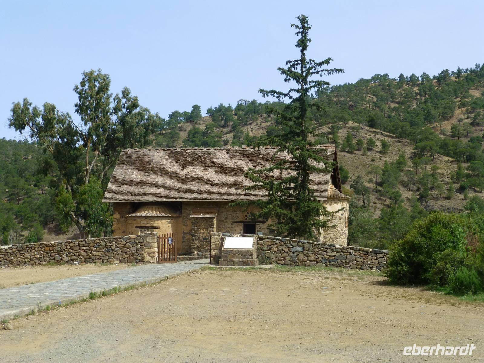 Scheunendachkirche Asinou