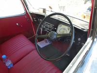 Oldtimer an Burg Kolossi