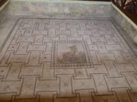 Mosaik mit Narziss als Motiv