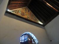 in einer Scheunendachkirche in Galata