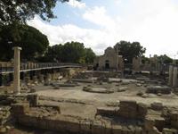 Ruine der größten Basilika der Insel