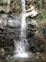an den Kaledonia-Wasserfällen