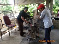 DSCI0217_Besuch bei einer Schmiedsfamilie