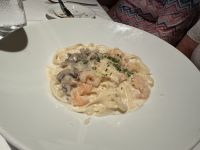 Abendessen im Taste - Shrimp Fettuccini Alfredo
