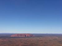 Der Uluru vom Flieger aus