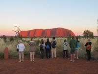 Sonnenaufgang am Uluru