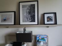 Bilderwand im Einzelzimmer-  Meeresnixe ?