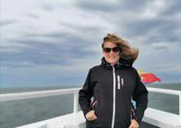 Simone, die Reiseleiterin