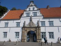 DSCN5162.JPG Zugang zum Schloss