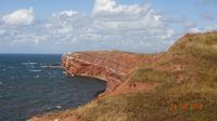 Helgoland Wa nderweg an den roten Felsen