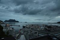 222 Alesund und Insel Godoya im Mitternachtlicht