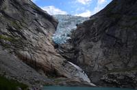 303 Briksdalsbreen