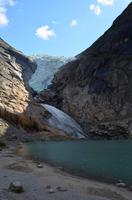 277 Briksdalsbreen