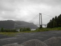 Fahrt von Orkanger nach Kristiansund (Gjemnesund-Hängebrücke)