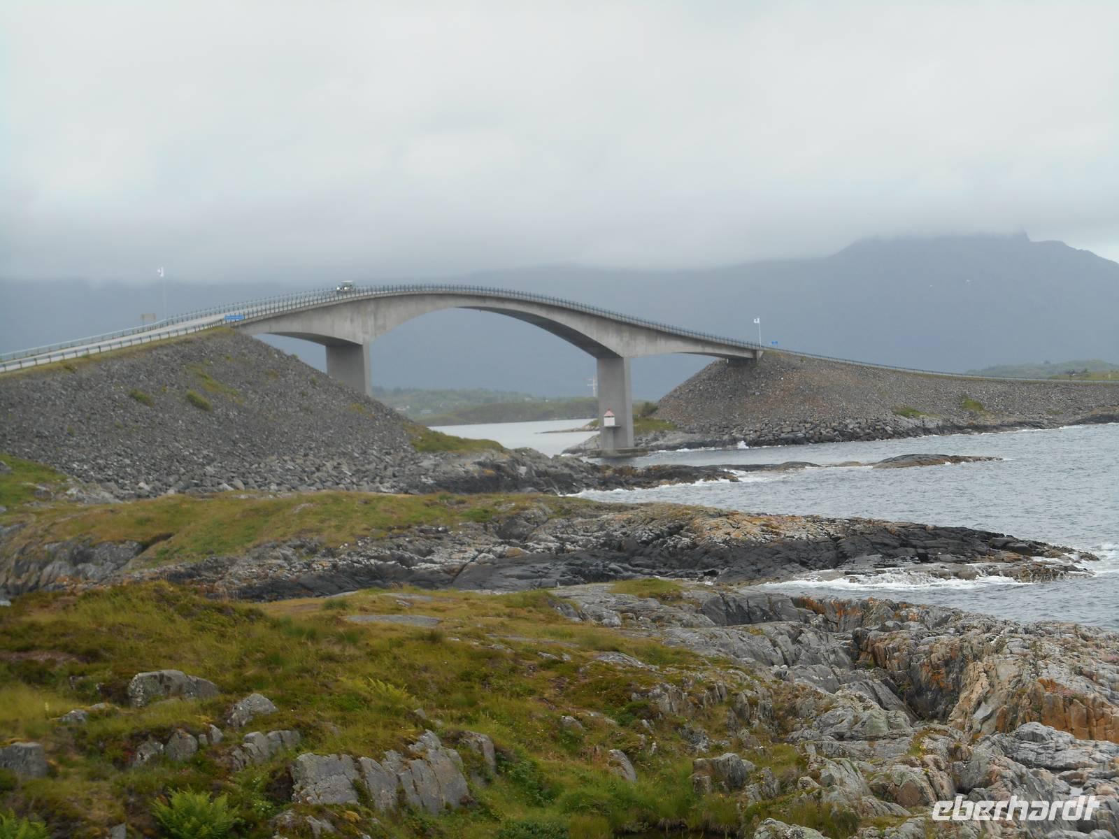 Atlantikstraße (Storseisundbrücke)