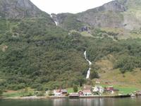 Kreuzfahrt im Naeroyfjord