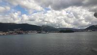 Fahrtimpressionen mit der Hurtigrute von Molde nach Bergen... (Einfahrt nach Bergen)