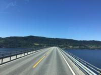 Brücke über den Mjösasee