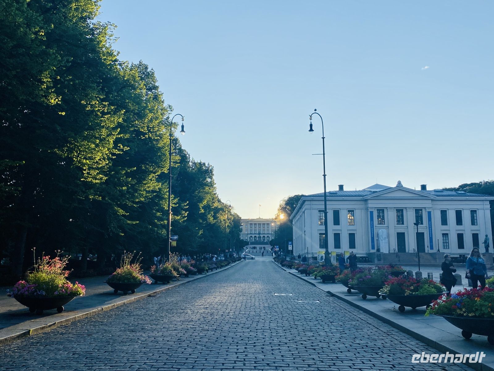 Tag 9 - Blick zum Schloss 