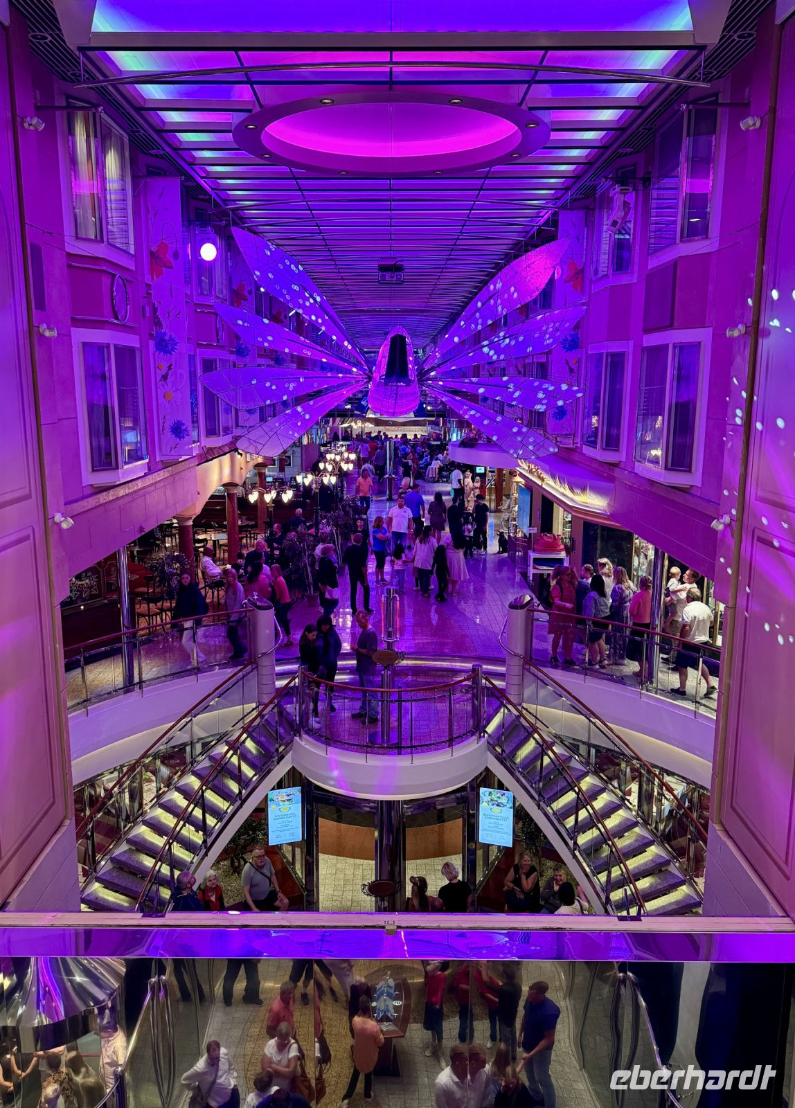 Tag 1 - Promenadendeck auf der Color Fantasy