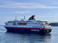 Tag 6 - Treffen mit der MS Nordlys