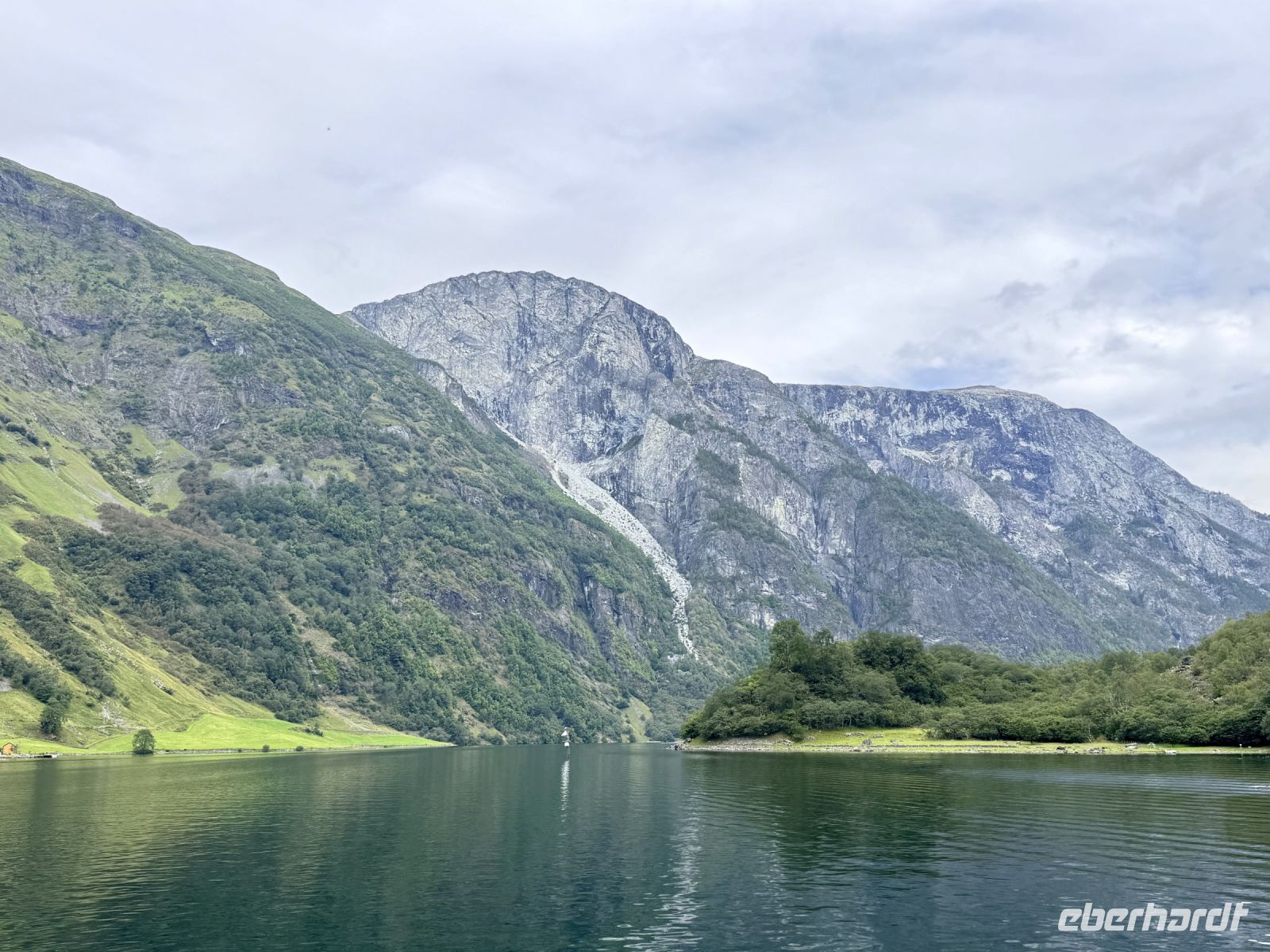 Tag 8 - Fahrt über den Nærøyfjord