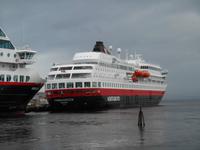 Hurtigruten-Schiff 