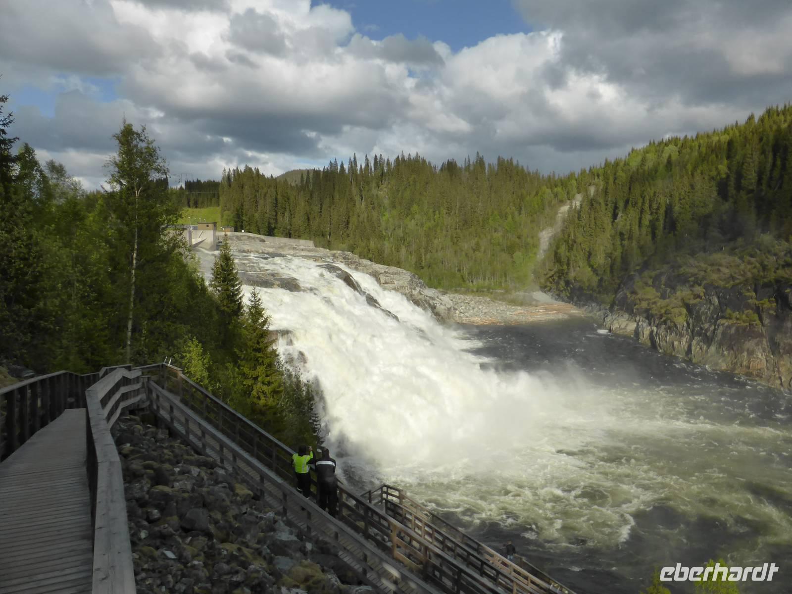 117-Namsen-Staumauer