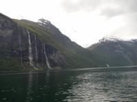 T6 Der Wasserfall mit dem Namen die Sieben Schwestern.