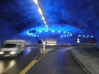 Tunnel zur Hardangerbrücke