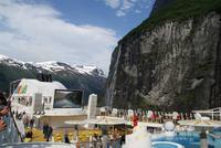 AIDAsol im Geirangerfjord, Norwegen