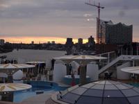 AIDAsol im Hafen von Hamburg